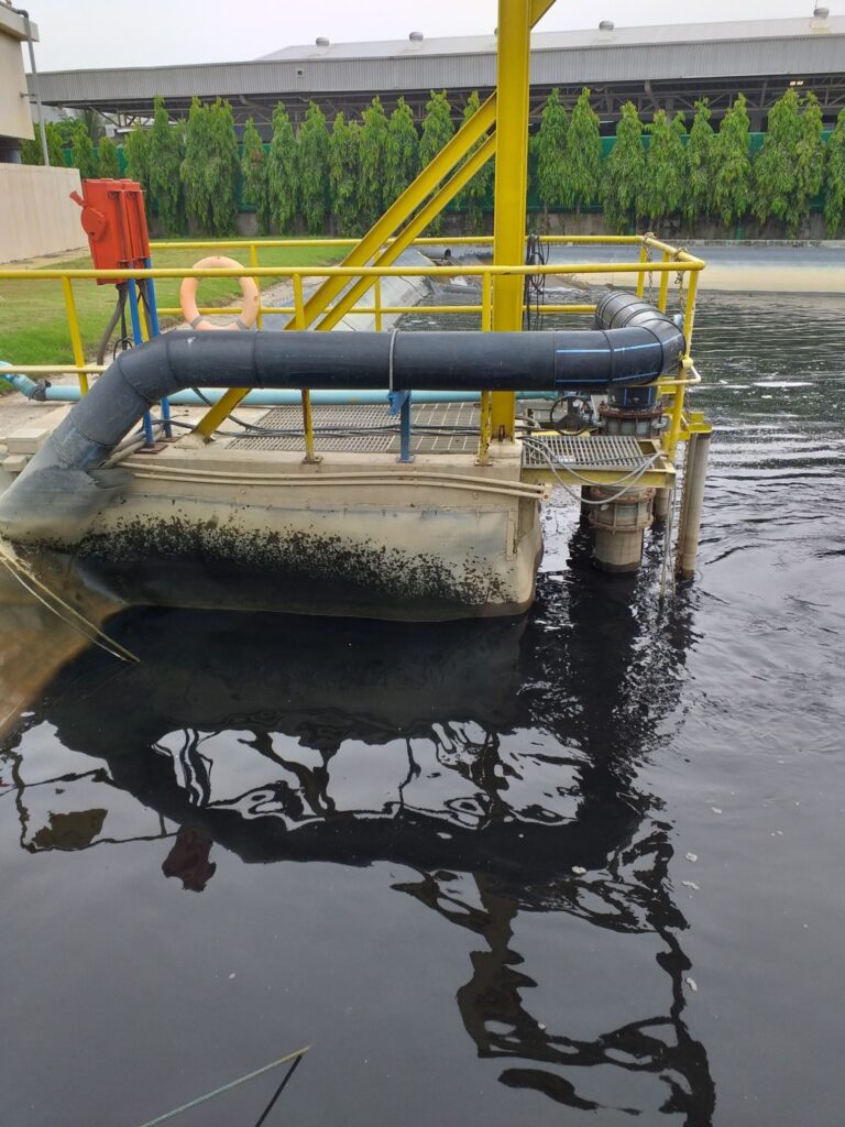 LINE_ALBUM_ติดตั้งปั๊มไดโว่_๒๓๐๓๒๑_0