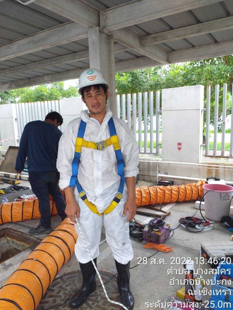 LINE_ALBUM_พื้นที่อับอากาศ_๒๓๐๓๒๑_3