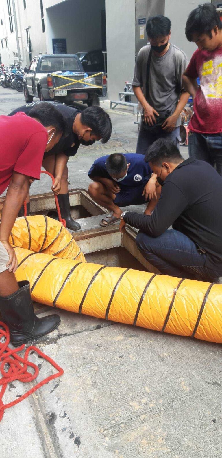 LINE_ALBUM_สูบบ่อไขมัน_๒๓๐๓๒๑_1