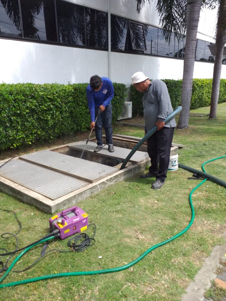 LINE_ALBUM_สูบสิ่งปฏิกูล,บ่อเกรอะ_๒๓๐๓๒๑_5