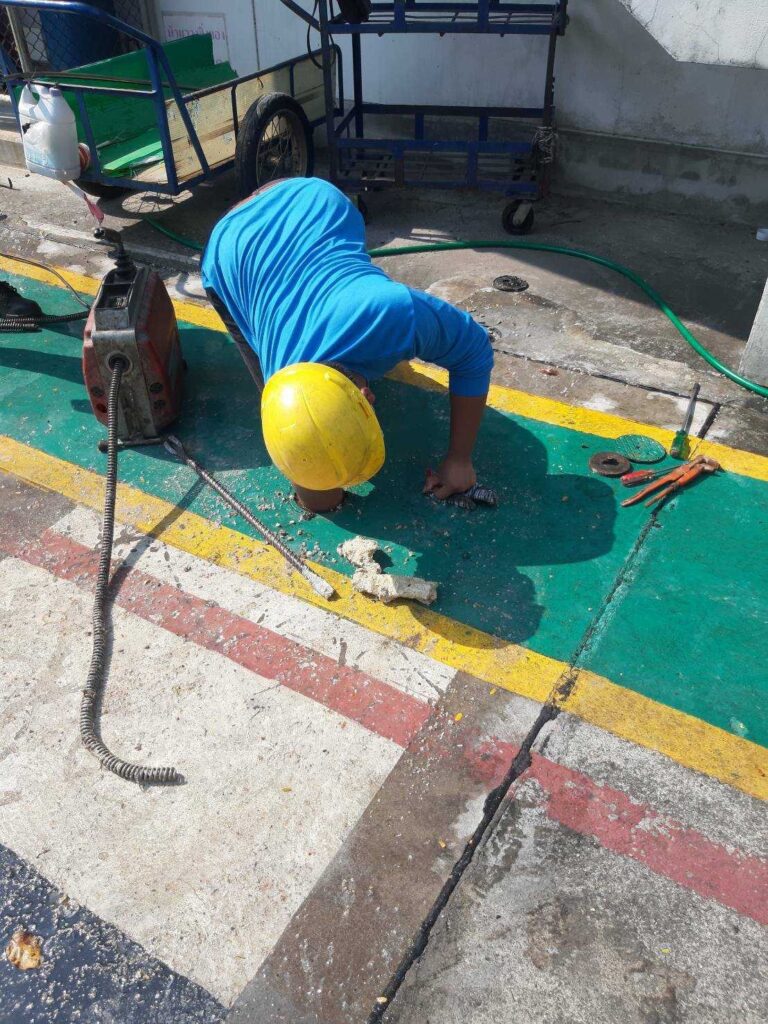 LINE_ALBUM_แก้ไขระบบท่อไขมันตันโดยงูเหล็กไฟฟ้า__0